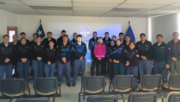 Asistencia Social de BIENVALP realizó conferencia en la Escuela de Aviación Naval